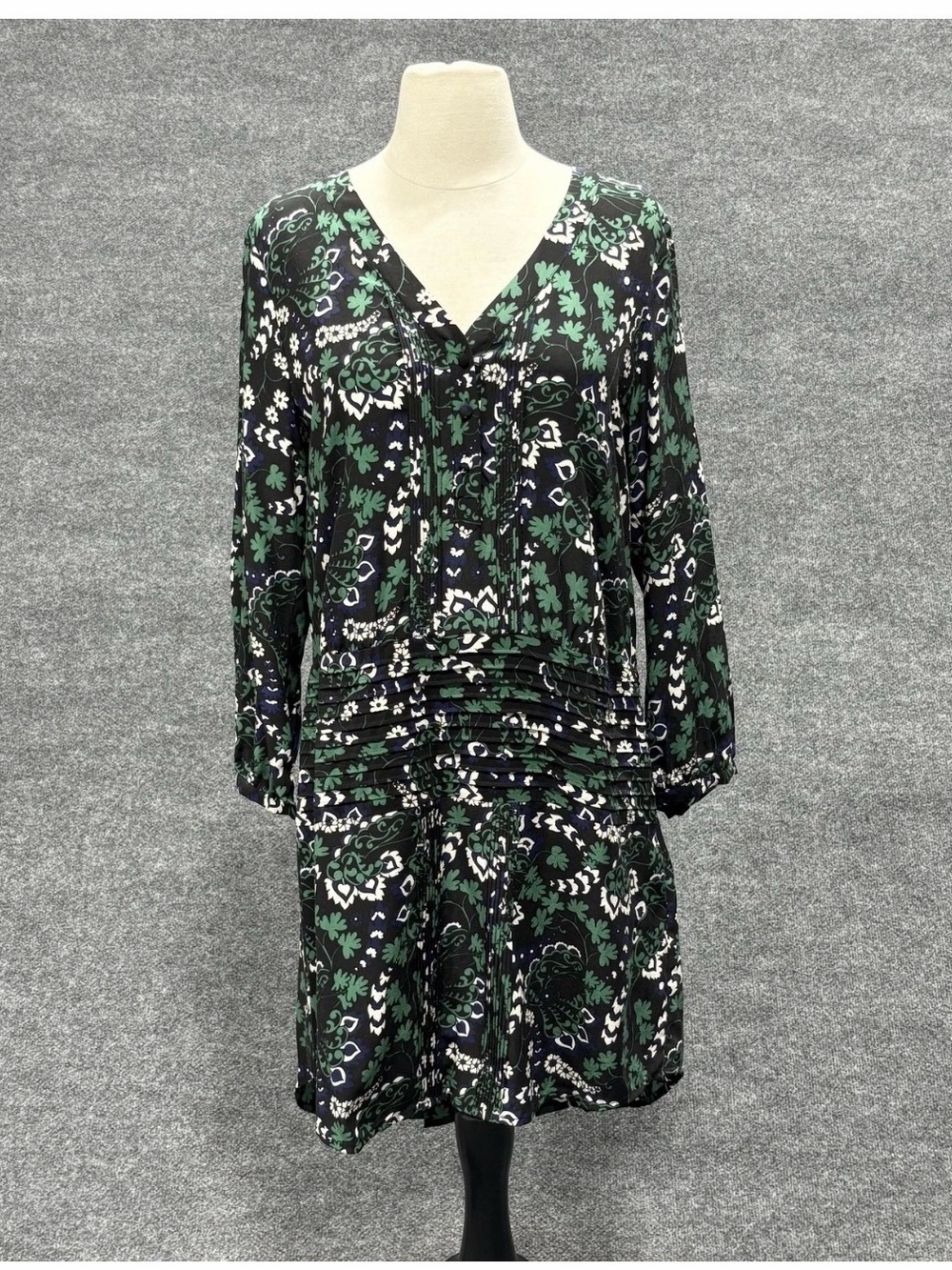 Veronica Beard Elm Silk V-neck Button Front Dress - 20